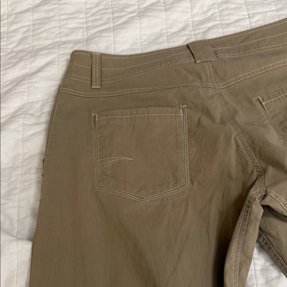 Kuhl Men's Tan Chinos - Picture 11 of 11